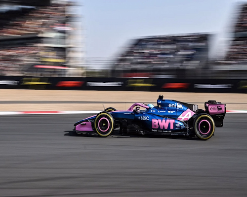 Franco Colapinto conduce su Alpine durante el Gran Premio de China de Fórmula 1 en el circuito de Shanghái.