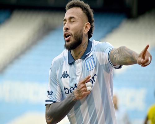 Duván Vergara festejando su gol.