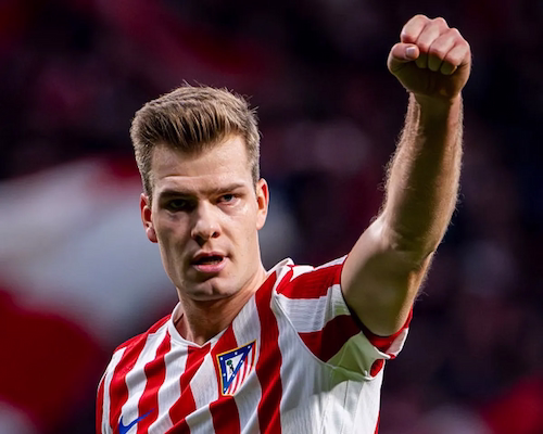 Alexander Sorloth celebra uno de sus goles ante Brujas con el puño en alto en el estadio Metropolitano