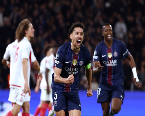 Marquinhos celebra con un grito uno de los goles del PSG ante Mónaco por la UEFA Champions League