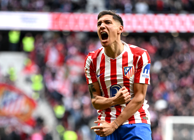 Nahuel Molina celebra con un grito y los puños cerrados tras marcar el gol del Atlético de Madrid ante Getafe