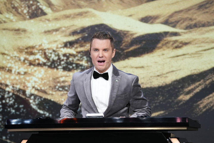 Santiago del Moro durante la conducción de la ceremonia de los Premios Martín Fierro