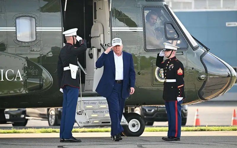 El presidente de Estados Unidos, Donald Trump, en una conferencia de prensa en Nueva Jersey el 25 de mayo de 2025.