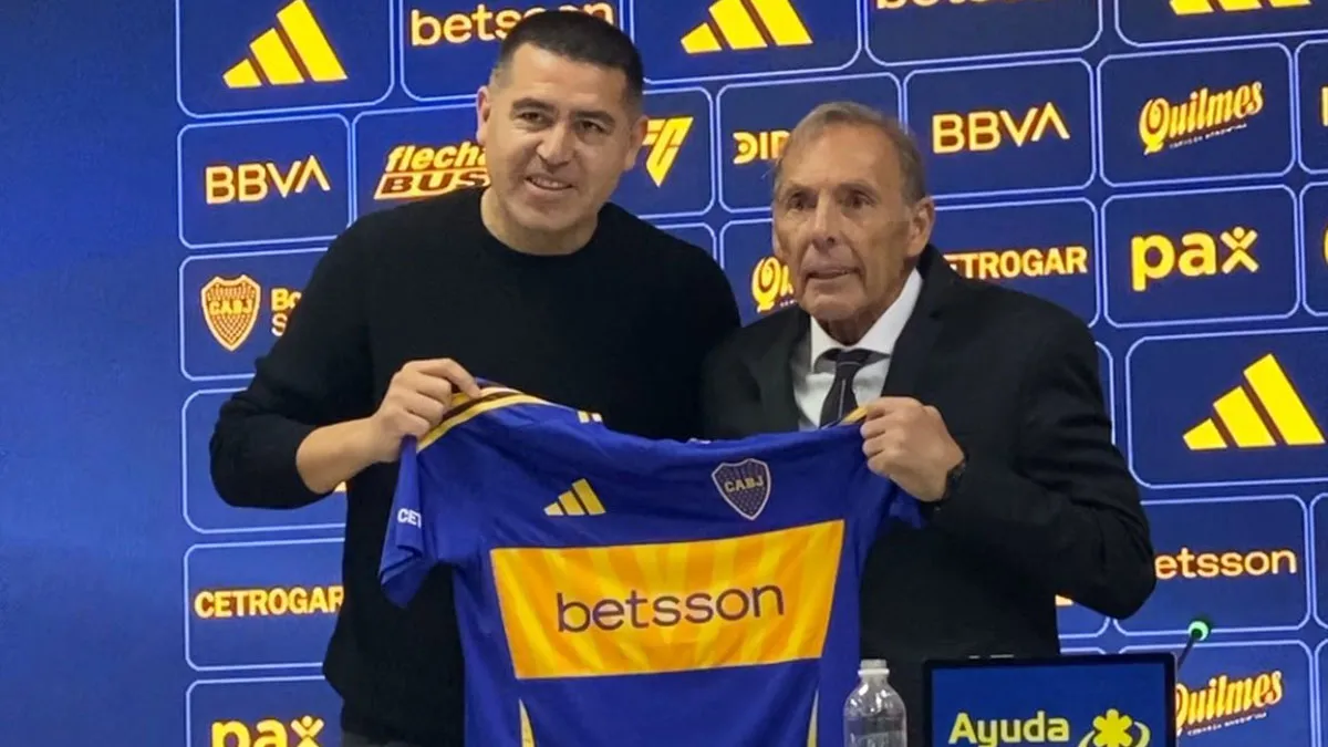 Miguel Ángel Russo junto a Juan Román Riquelme