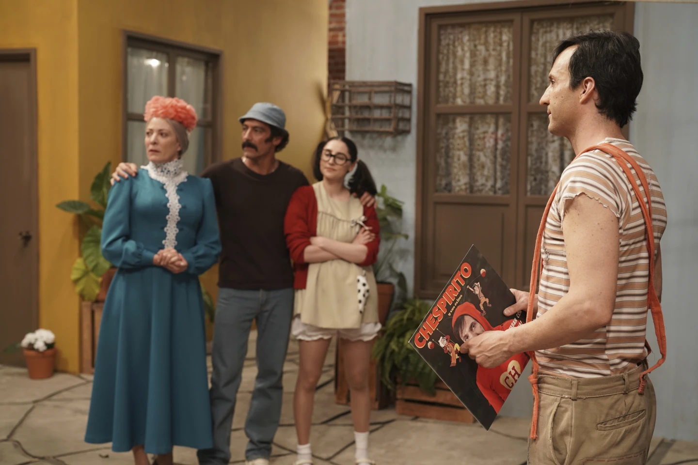 Escena de la serie ‘Chespirito: Sin Querer Queriendo’