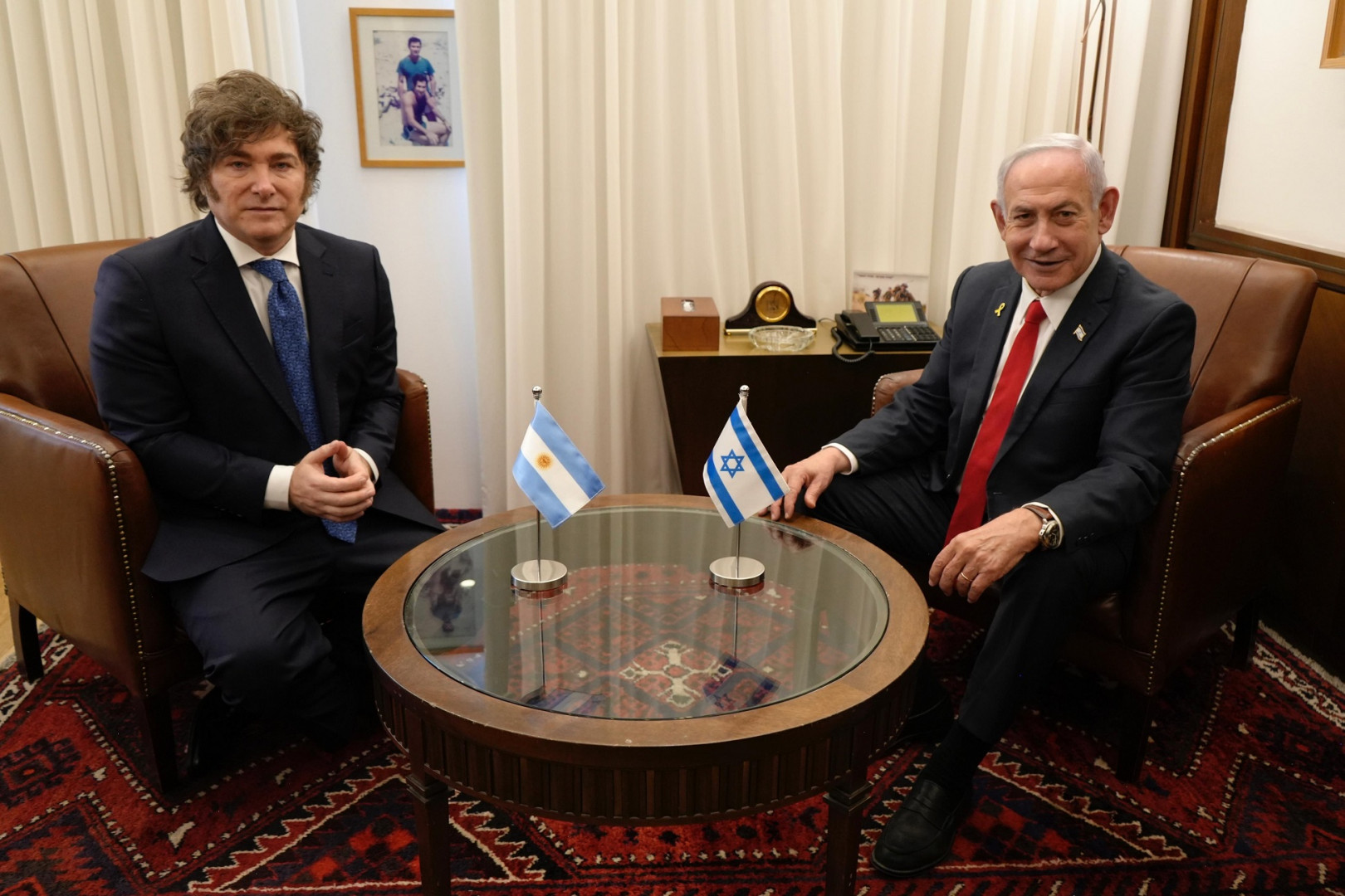 El presidente de Argentina, Javier Milei, y el primer ministro de Israel, Benjamin Netanyahu, durante una reunión bilateral en Nueva York
