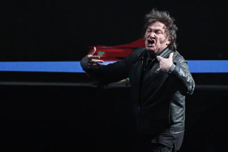 Javier Milei durante su concierto en el Movistar Arena.