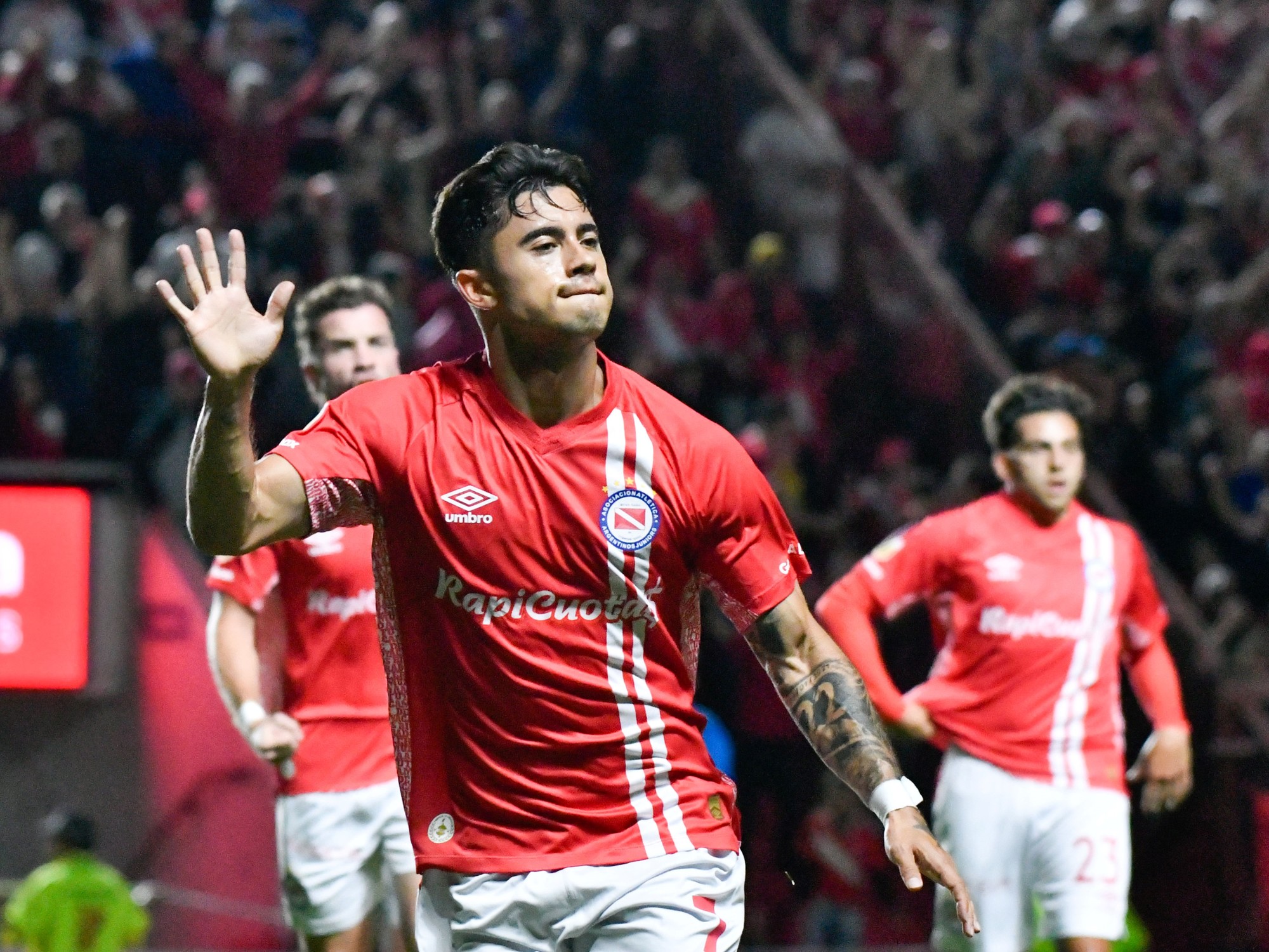 Lautaro Giaccone festeja su gol ante Belgrano.