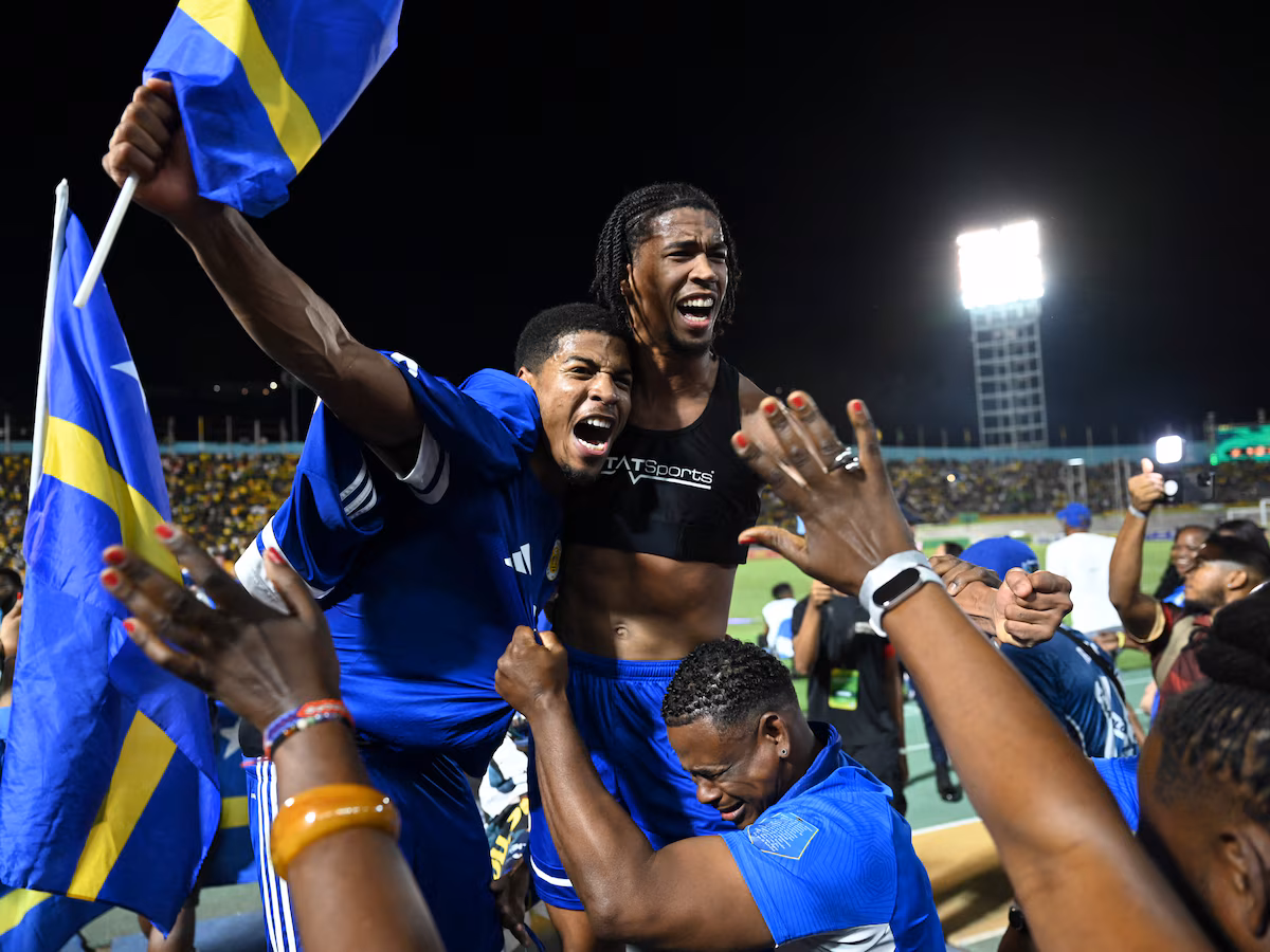 Jugadores de Curazao celebran la histórica clasificación al Mundial de 2026